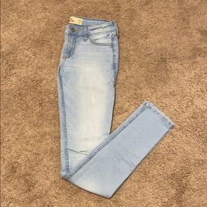 Hollister Super Skinny Jegging Pant SIZE 0